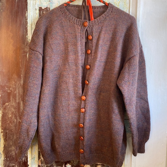 Beautiful Hand Knit Cardigan - Picture 1 of 4